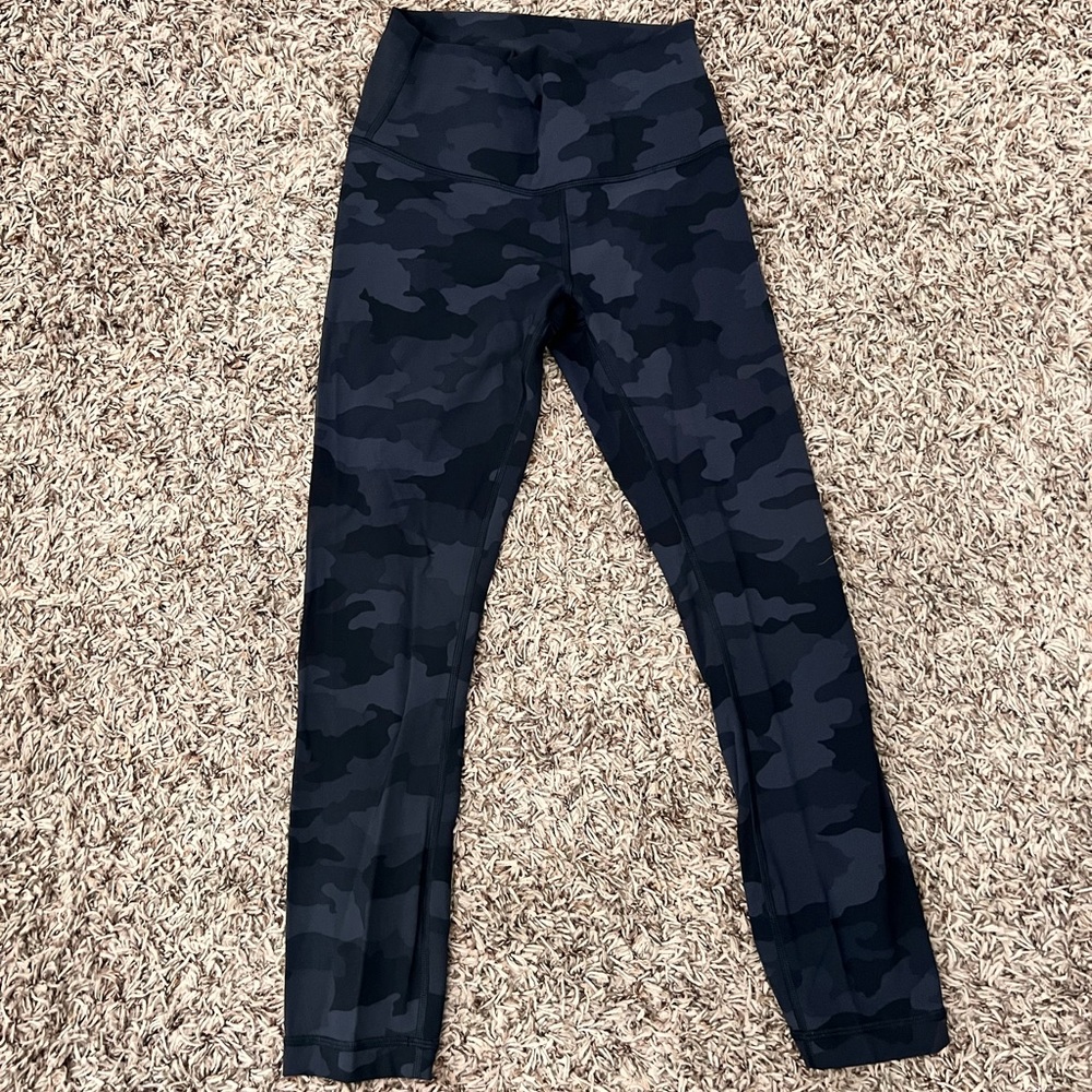 Wunder under high-rise crop “23
